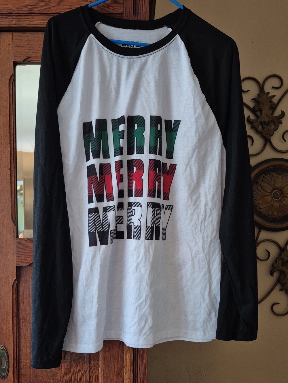 Black & White 'Merry' Long Sleeve Raglan Tee